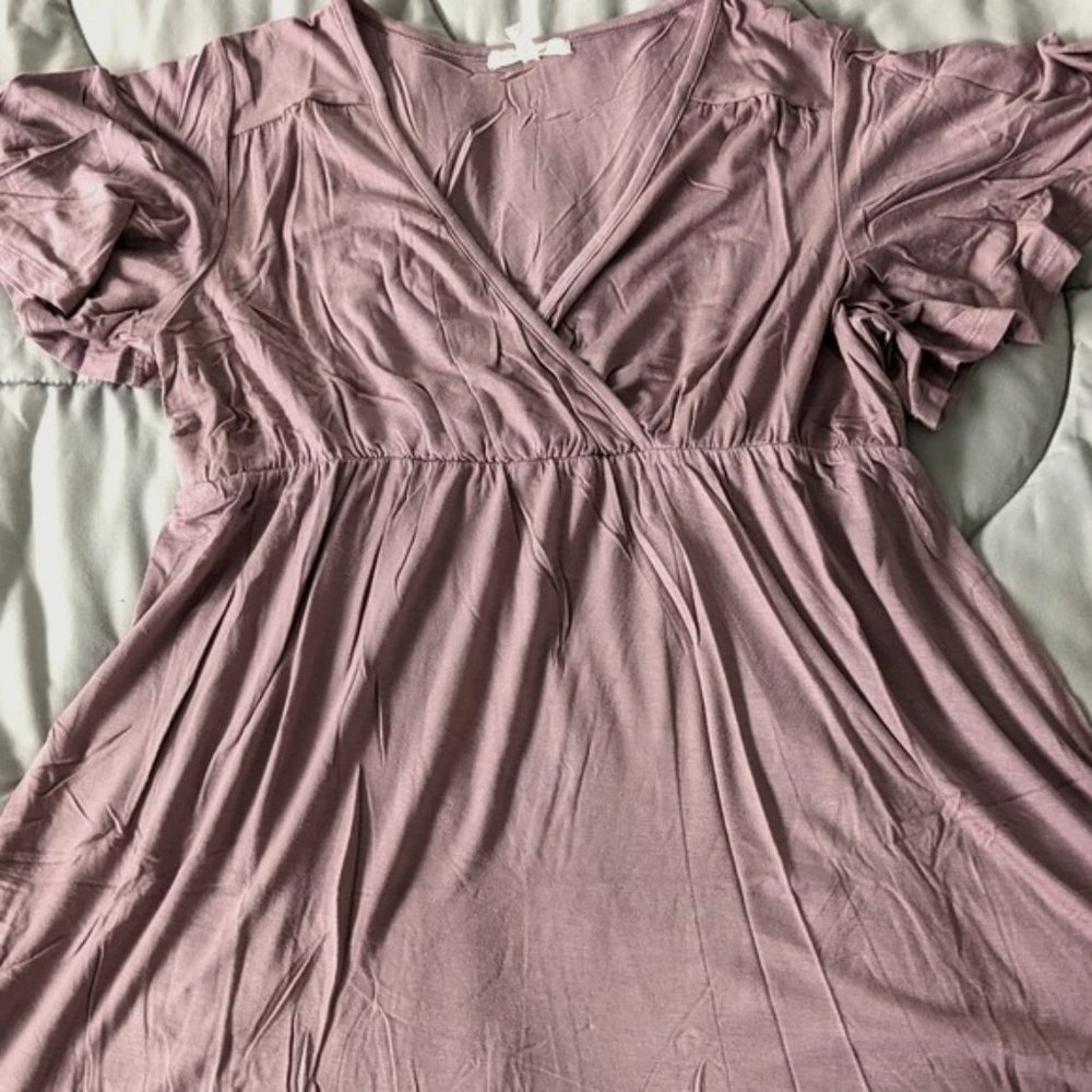 Flutter Sleeve Babydoll Nursing Friendly Maternity Top Size L